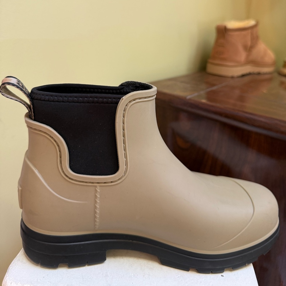 UGG Droplet waterproof rain boots in a taupe color. - Picture 2 of 7
